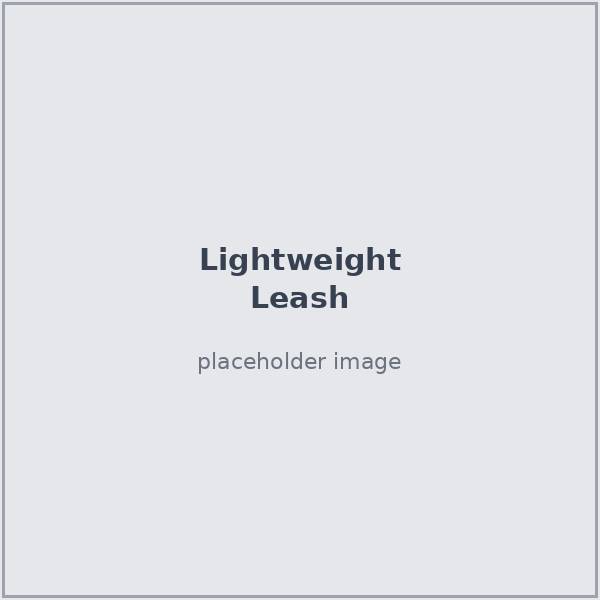 Lightweight retractable leash